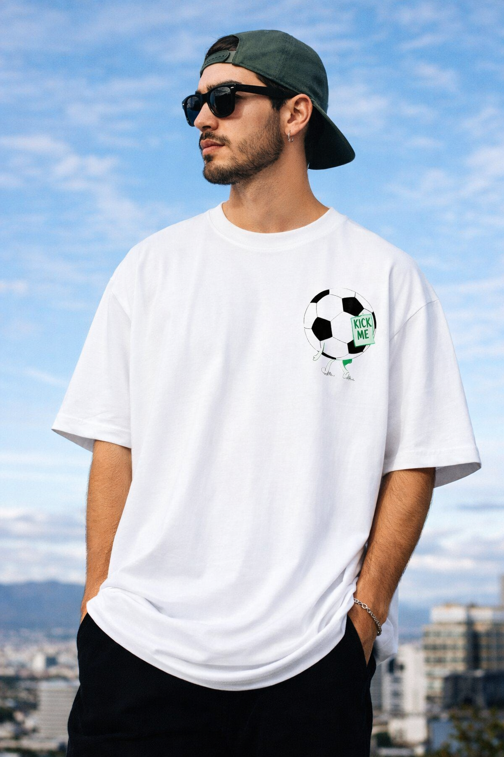 Kick Me - Men's Oversized Tee